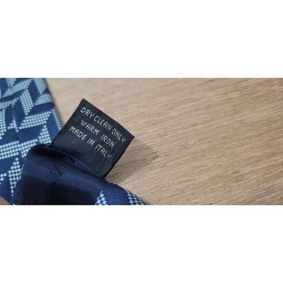 Ermenegildo Zegna 100% Silk Tie Blue Geometric Luxury Designer Made in ITALY - Picture 6 of 9
